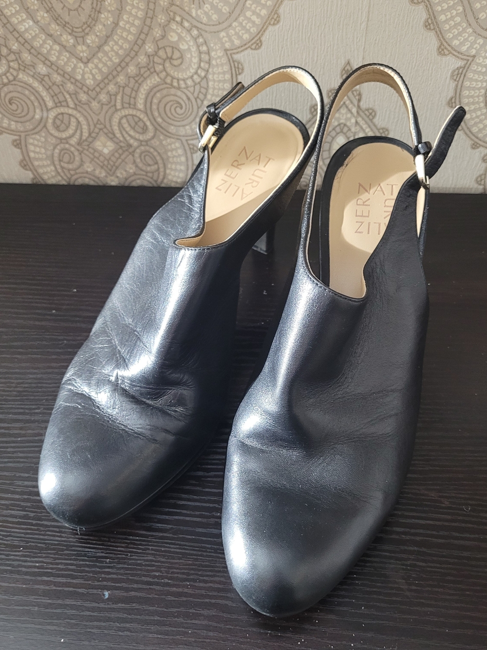 Naturalizer Black Leather Slingback Mules